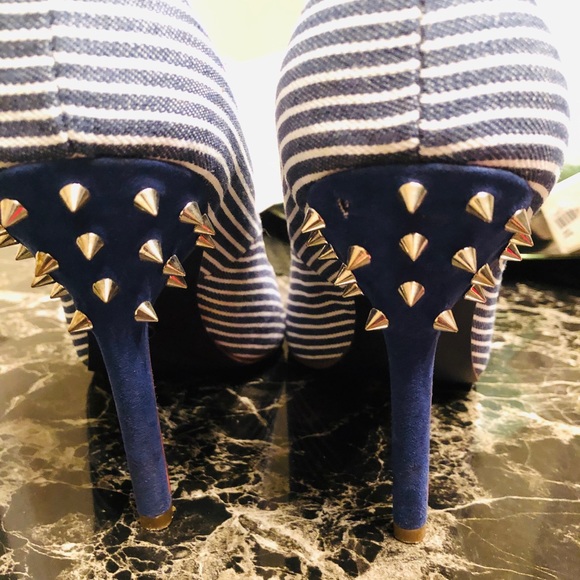 RACHEL ROY Blue & White Striped Studded Heels - Picture 3 of 4